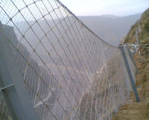 RX-050型被動防護網施工